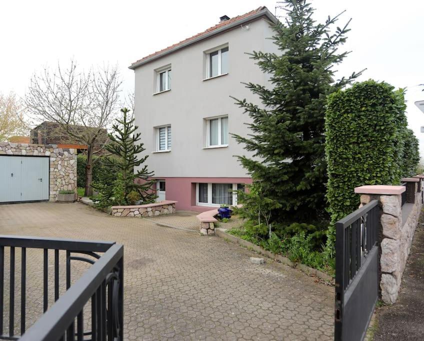 Apartment T2 Cosy Entre Calme Et Proximite